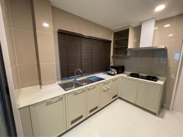 room interior and kitchen of The City Bangna