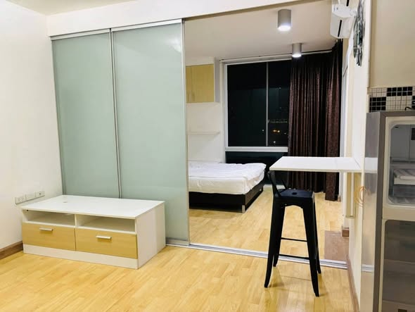 bedroom of The Iris Condo (F Building) Rama 9 – Srinagarindra