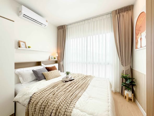 bedroom of The Kith Plus Sukhumvit 113