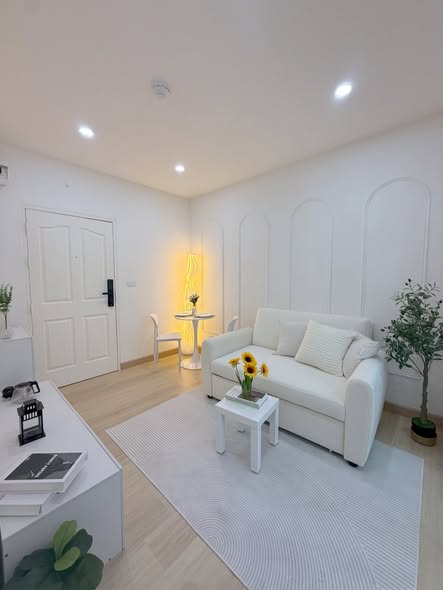 living room of The Kith Plus Sukhumvit 113