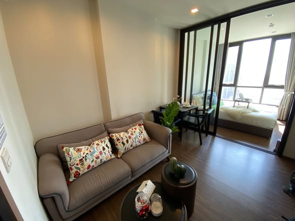 living room and room interior of THE LINE Sukhumvit 71