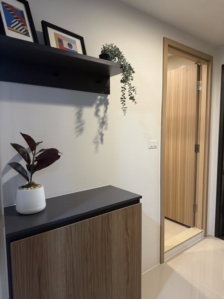 room interior and bathroom of The Line Vibe เดอะ ไลน์ ไวบ์