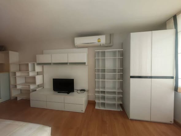 bedroom of The Link 1