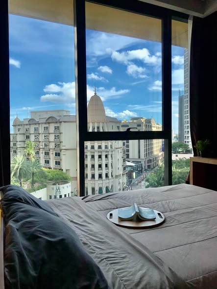 bedroom of The Lumpini 24