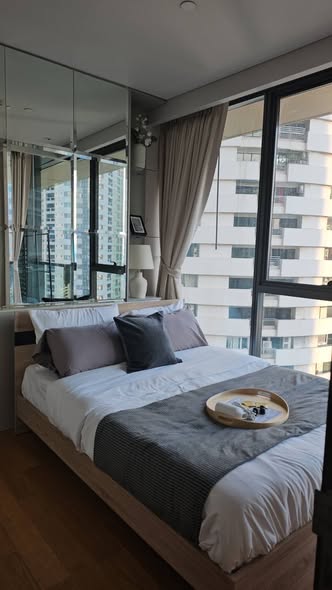 bedroom of The Lumpini 24