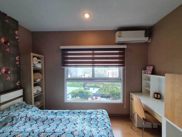 bedroom of The Parkland Taksin -Tha Phra