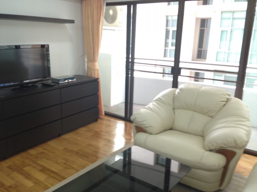 living room and bedroom of Topview Tower