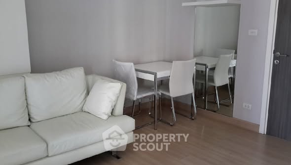 Urbano Absolute Sathon-Taksin