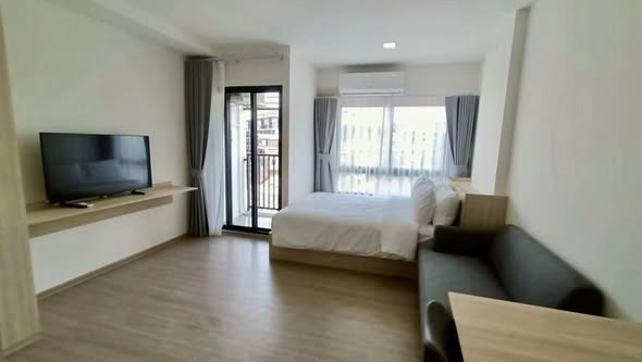 bedroom of Vay Pothisan