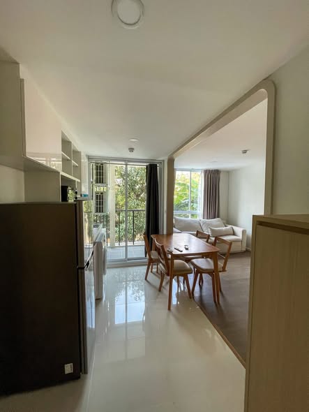 Wind Ratchayothin Condominium