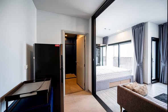 bedroom and room interior of XT Ekkamai