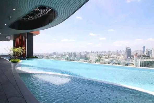 pool of XT HUAIKHWANG