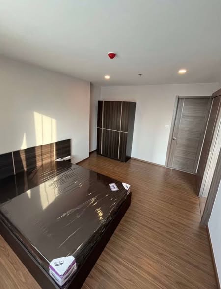 bedroom and room interior of Artisan Ratchada