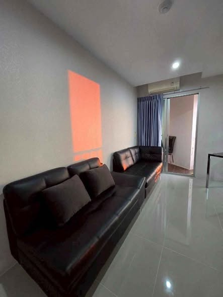 living room and bedroom of ASAKAN Tower Srinagarindra