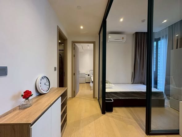 bedroom and room interior of ASHTON Asoke – Rama 9
