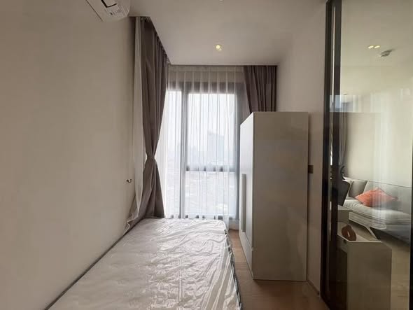 bedroom and room interior of ASHTON Asoke – Rama 9