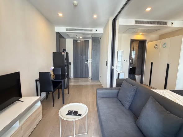 living room and bedroom and room interior of Ashton Asoke