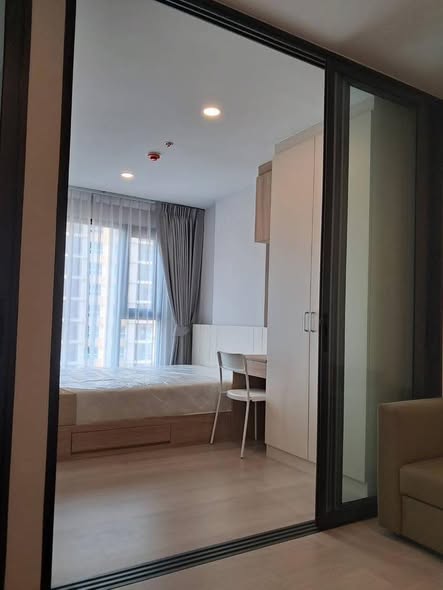 bedroom and room interior of Aspire Onnut Station