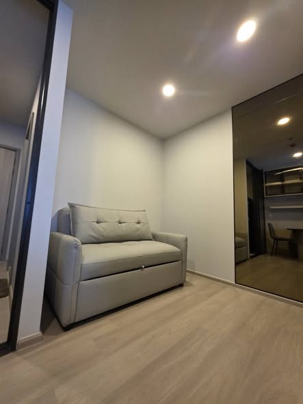 living room and bedroom and room interior of Aspire Onnut Station