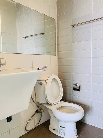 bathroom of Aspire Rama 4