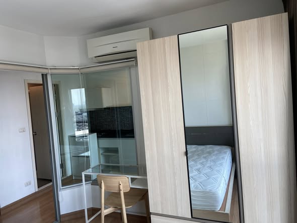 bedroom and room interior of Aspire Rama 4