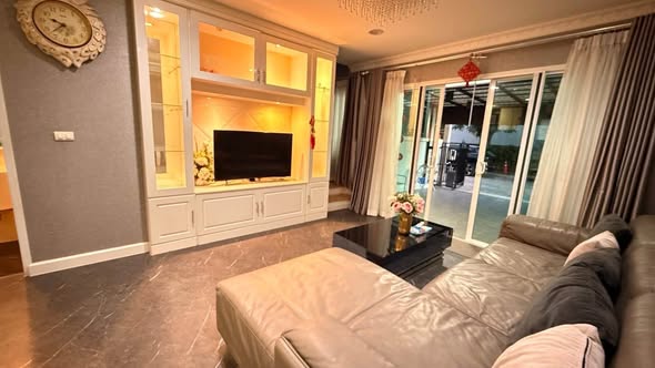 living room of Baan Klang Muang Chokchai 4