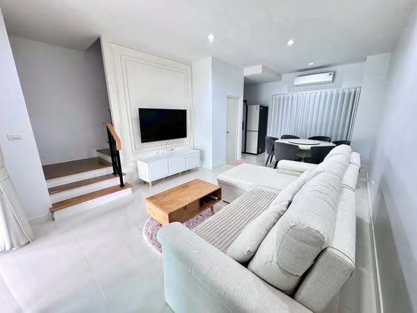 bedroom and living room of Baan Klang Mueang Rama 9-Krungthep Kritha