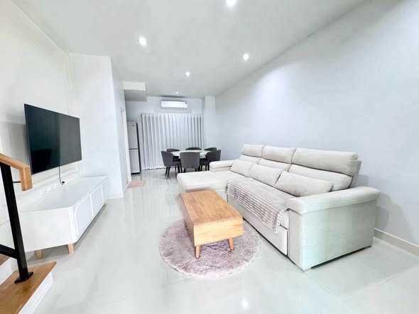 living room of Baan Klang Mueang Rama 9-Krungthep Kritha