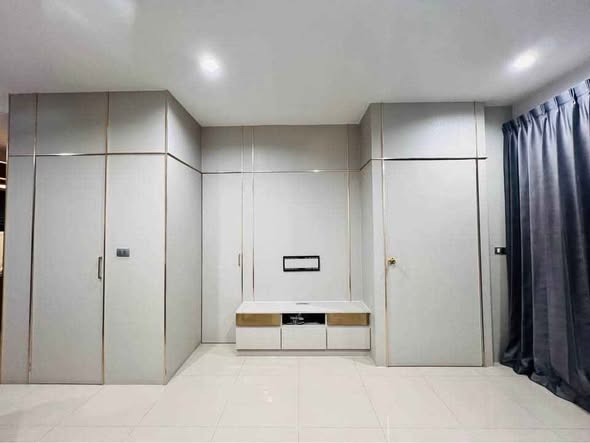 bedroom of Ban Klang Muang Sathorn-Suksawat