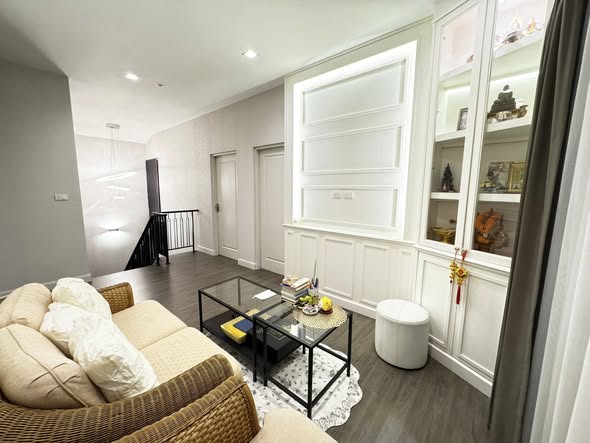 living room and room interior of Bangkok Boulevard Rama 9