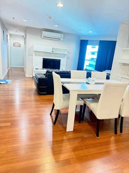 living room of Belle Grand Rama 9