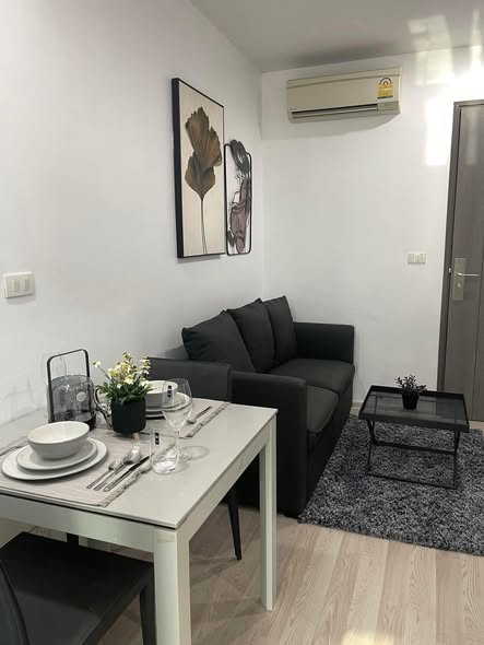 bedroom of Centric Huai Khwang Station