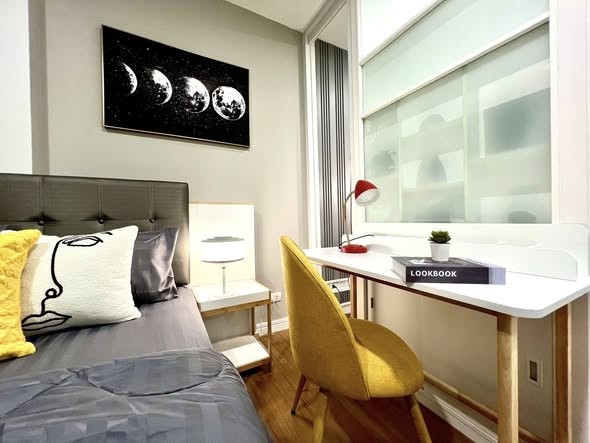 bedroom of Centric Scene Sukhumvit 64