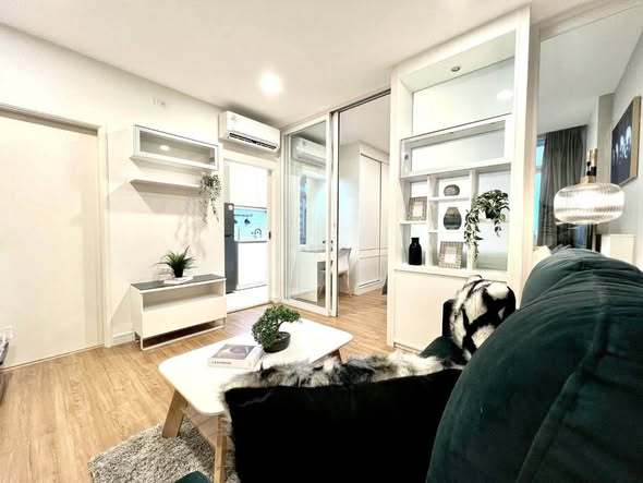 living room and room interior of Centric Scene Sukhumvit 64