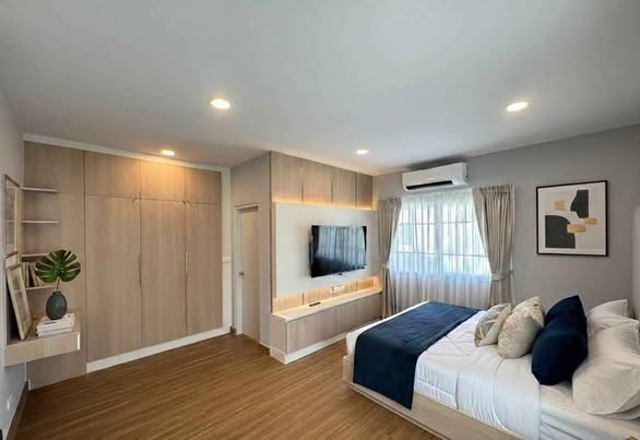 bedroom and room interior of Centro Bangna Km.7