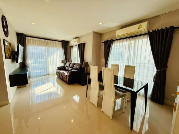 living room and bedroom of Centro Suksawat-Rama 3