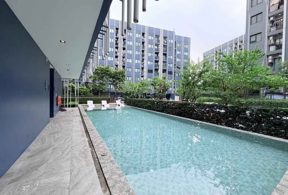 pool of Chewathai Hallmark Ladprao – Chokchai 4 Phase 2