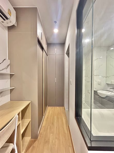 room interior and bathroom of CLOUD Thonglor-Phetchaburi