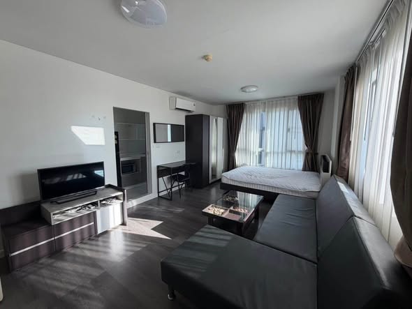 living room and bedroom of ดีคอนโด แคมปัส รีสอร์ท บางนา : dcondo Campus Resort Bangna