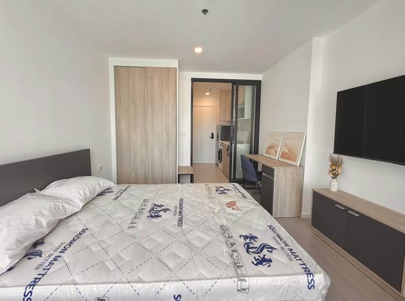 bedroom of DENIM Jatujak