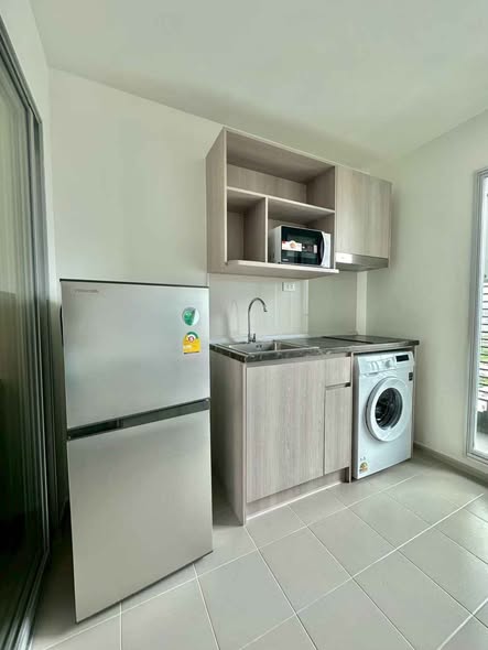 Elio Sathorn-Wutthakat