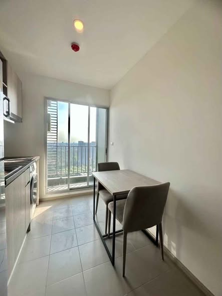 Elio Sathorn-Wutthakat