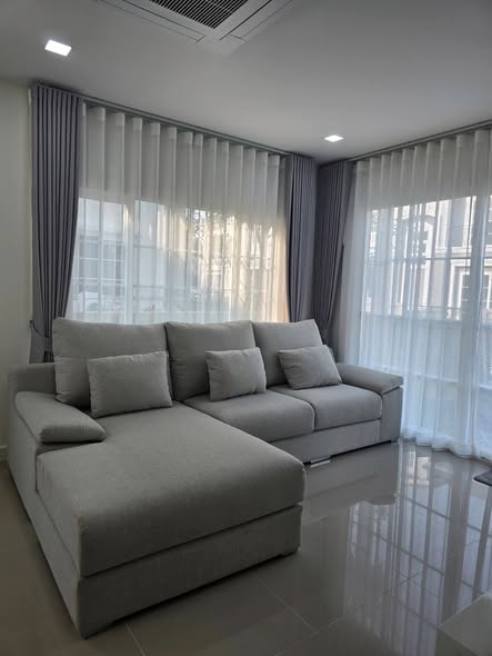 living room of Golden Neo, Sukhumvit LaSalle