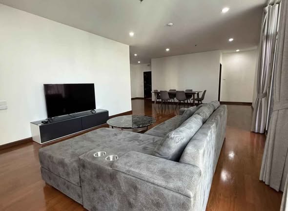 living room of Grand Langsuan