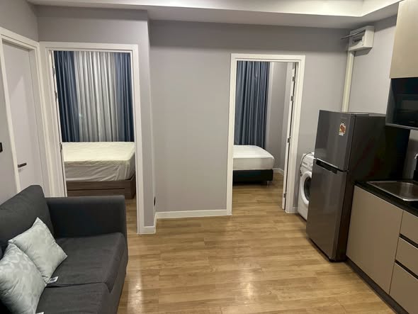 bedroom and room interior of Groove Ratchada-Rama 9