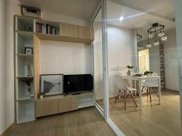 bedroom and room interior of Happy Condo Rachada 18