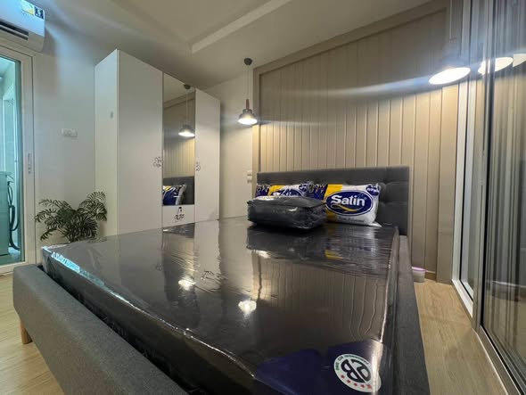 living room of Happy Condo Rachada 18