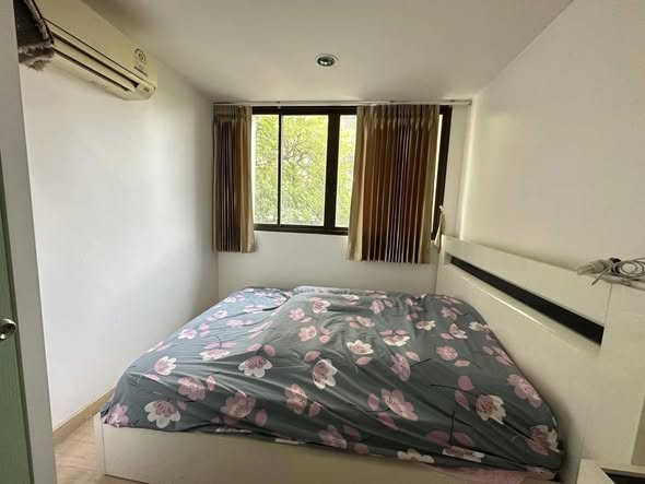 bedroom of Ideo Blucove Sathorn