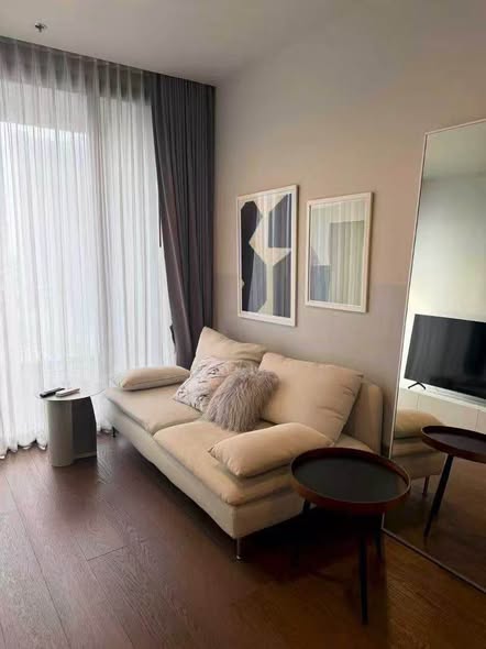 bedroom and living room of Ideo Q Sukhumvit 36