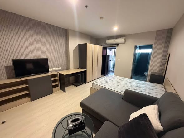 living room of IDEO Sukhumvit 115